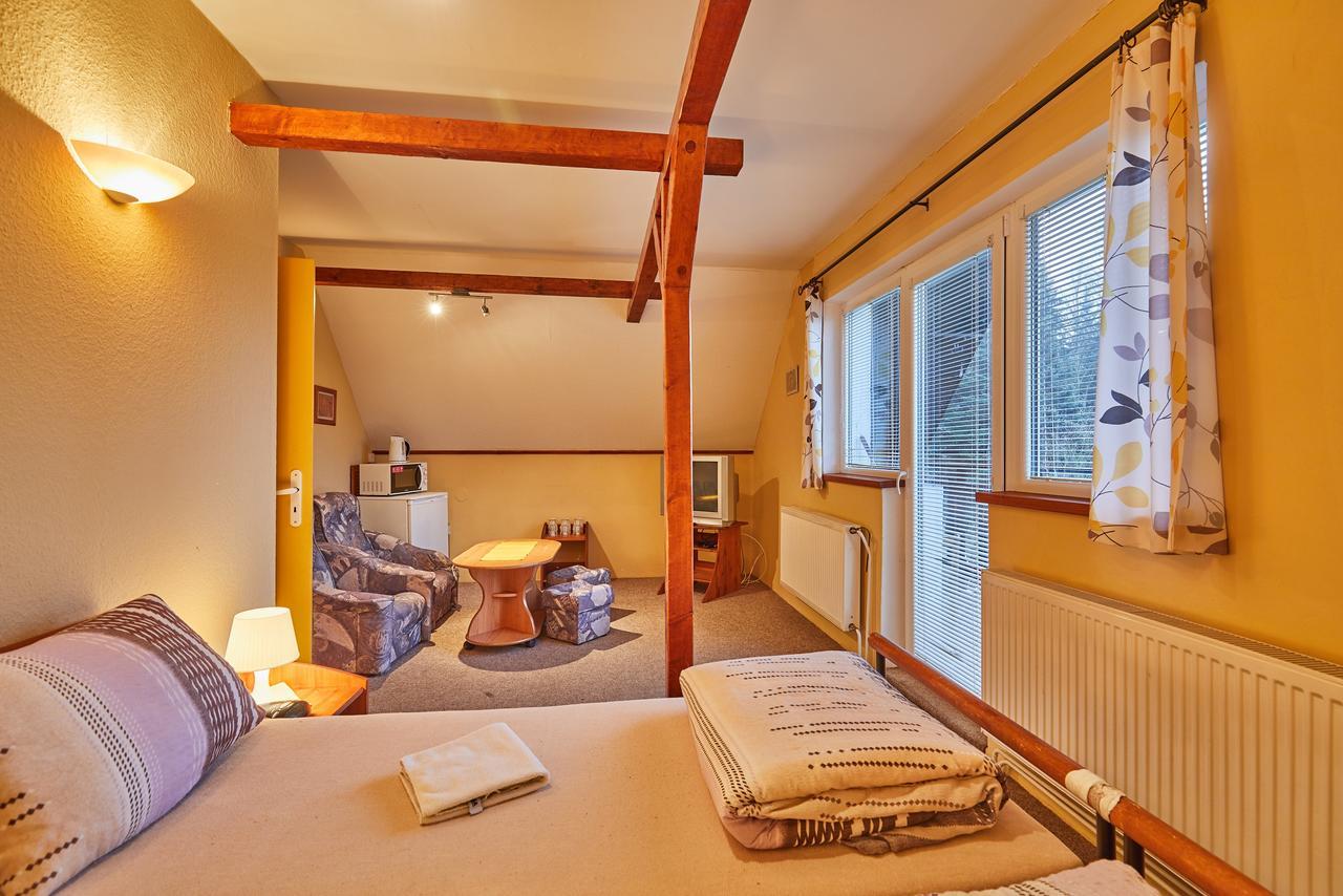 Camp Dolce Hotel Trutnov Esterno foto
